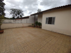 Casa com 2 Quartos à Venda, 100 m² em Conjunto Habitacional Júlio De Mesquita Filho - Sorocaba
