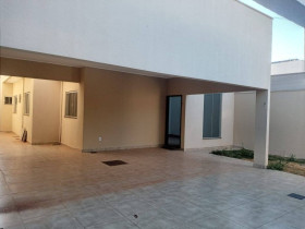 Casa com 3 Quartos à Venda, 190 m² em Jardim Ibirapuera - Anápolis