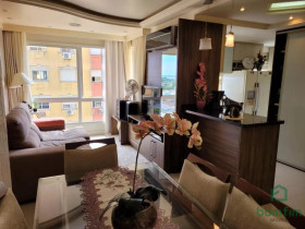 Apartamento com 3 Quartos à Venda, 76 m² em Cristal - Porto Alegre