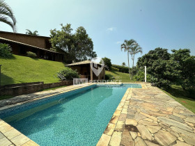 Casa com 3 Quartos à Venda, 279 m² em Capela Do Barreiro - Itatiba