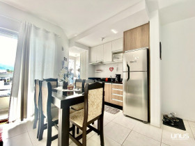Apartamento com 2 Quartos para Alugar, 71 m² em Forquilhas - São José