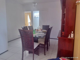 Apartamento com 3 Quartos à Venda, 95 m² em Papicu - Fortaleza