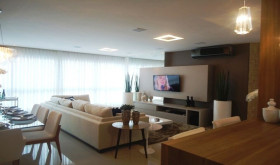Apartamento com 4 Quartos à Venda, 140 m² em Centro - Balneário Camboriú