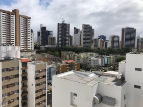 Apartamento com 2 Quartos à Venda, 68 m² em Itaigara - Salvador