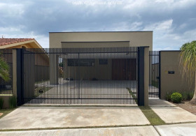 Casa com 3 Quartos à Venda, 252 m² em Retiro Das Fontes - Atibaia