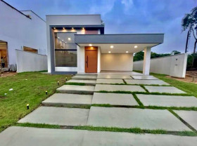 Casa com 3 Quartos à Venda, 190 m² em Ponta Negra - Manaus