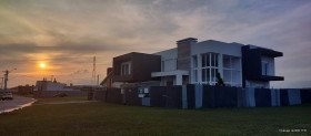 Casa com 5 Quartos à Venda, 1.000 m² em Atlântida Sul - Osório