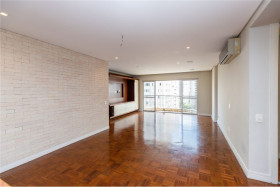 Apartamento com 3 Quartos à Venda, 158 m² em Moema - São Paulo