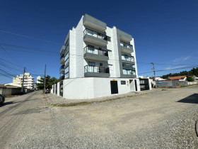 Apartamento com 3 Quartos à Venda,  em Itacolomi - Balneário Piçarras
