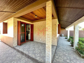 Casa com 5 Quartos à Venda, 600 m² em Capão Da Canoa