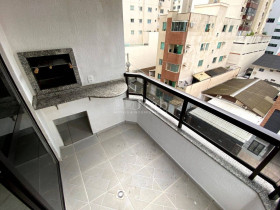 Apartamento com 3 Quartos à Venda, 100 m² em Centro - Balneário Camboriú