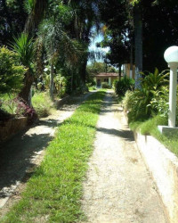 Chácara com 3 Quartos à Venda,  em Vila Helena - Sorocaba