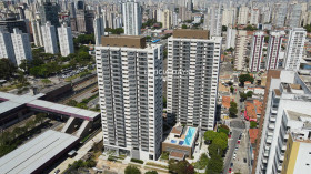 Apartamento com 1 Quarto à Venda,  em Carrão - São Paulo