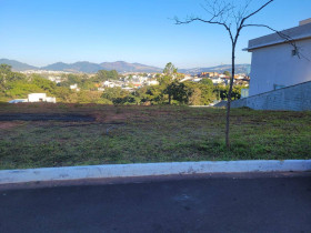 Terreno em Condomínio à Venda, 582 m² em Residencial Colinas De São Francisco - Bragança Paulista