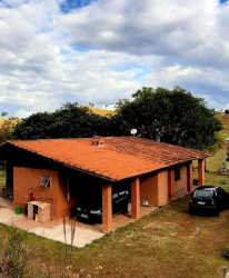 Chácara com 3 Quartos à Venda, 150 m² em Amendoim - Caldas
