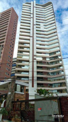 Apartamento com 3 Quartos à Venda, 235 m² em Meireles - Fortaleza