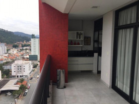 Imóvel com 3 Quartos à Venda, 100 m² em Centro - Itajaí