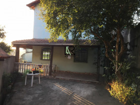 Casa com 4 Quartos à Venda, 190 m² em Salgado Filho - Belo Horizonte