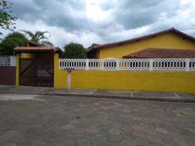 Casa com 3 Quartos à Venda, 360 m² em Suarão - Itanhaém