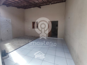 Casa com 1 Quarto à Venda, 80 m² em Lagoa Redonda - Fortaleza