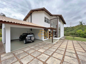 Imóvel com 3 Quartos à Venda, 400 m² em Granja Viana Ii - Cotia