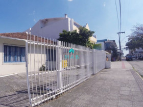 Casa com 5 Quartos à Venda, 331 m² em Canasvieiras - Florianópolis