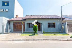Casa com 2 Quartos à Venda, 94 m² em Nossa Senhora Das Graças - Canoas