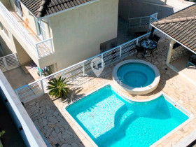 Casa com 3 Quartos à Venda, 293 m² em Condomínio Itatiba Country Club - Itatiba
