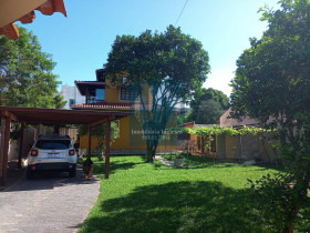 Casa com 3 Quartos à Venda, 106 m² em São João Do Rio Vermelho - Florianópolis