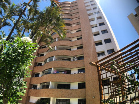 Apartamento com 3 Quartos à Venda, 154 m² em Aldeota - Fortaleza