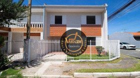 Sobrado com 3 Quartos à Venda, 88 m² em Uberaba - Curitiba