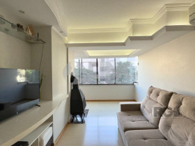 Apartamento com 3 Quartos à Venda, 85 m² em Santana - Porto Alegre