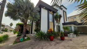 Casa de Condomínio com 4 Quartos à Venda, 310 m² em Igara - Canoas