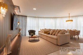 Apartamento com 4 Quartos à Venda, 131 m² em Centro - Balneário Camboriú