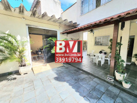 Casa com 5 Quartos à Venda, 224 m² em Vila Kosmos - Rio De Janeiro