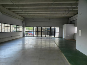 Sala Comercial à Venda, 750 m² em Paraíso (polvilho) - Cajamar
