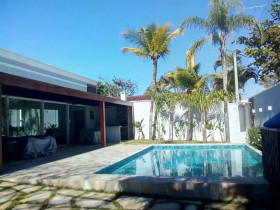 Casa com 6 Quartos à Venda, 280 m² em Praia De Juqueí - São Sebastião