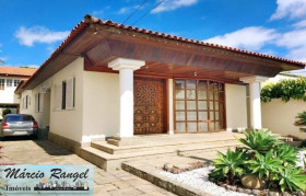 Casa com 4 Quartos à Venda, 240 m² em Centro - Campos Dos Goytacazes