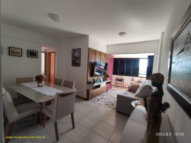 Apartamento com 2 Quartos à Venda, 70 m² em Pituaçu - Salvador