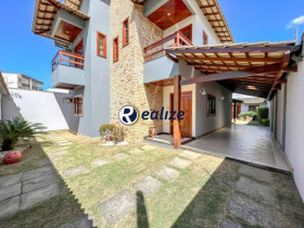 Casa com 5 Quartos para Alugar, 110 m² em Praia Do Morro - Guarapari