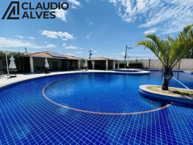 Casa de Condomínio com 3 Quartos à Venda, 274 m² em Pedra Do Descanso - Feira De Santana