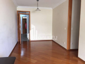 Apartamento com 2 Quartos à Venda, 63 m² em Vila Itapura - Campinas