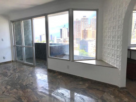 Apartamento com 3 Quartos à Venda, 112 m² em Itaigara - Salvador