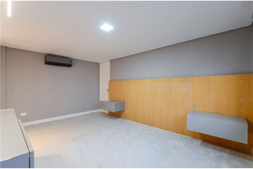 Apartamento com 3 Quartos à Venda, 171 m² em Moema - São Paulo