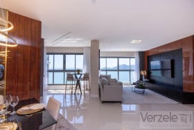 Apartamento com 4 Quartos à Venda, 182 m² em Centro - Balneário Camboriú