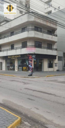 Sala Comercial à Venda ou Locação, 123 m² em Meia Praia - Itapema