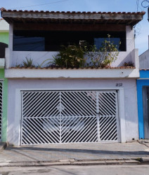 Casa com 3 Quartos à Venda, 5 m² em Santo André