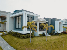 Casa com 3 Quartos à Venda, 409 m² em Proximo Ao Sesi - Itatiba