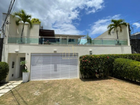 Casa com 4 Quartos à Venda, 300 m² em Itaigara - Salvador
