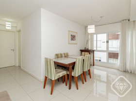 Apartamento com 2 Quartos à Venda, 122 m² em Tristeza - Porto Alegre